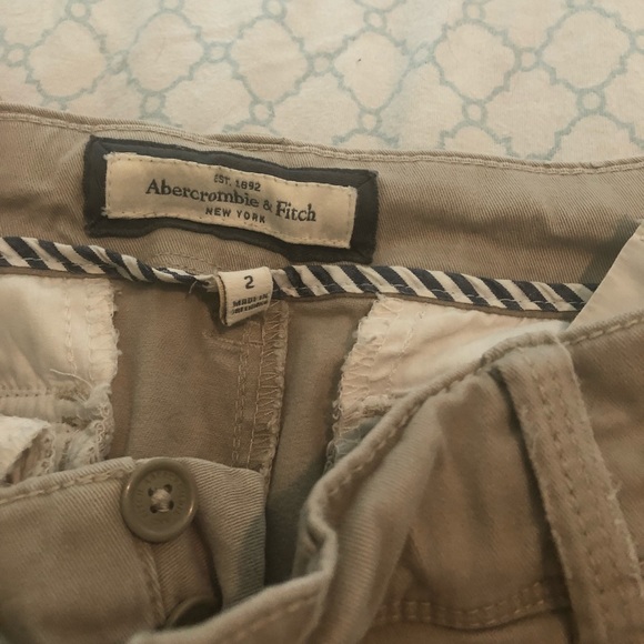 Abercrombie & Fitch Khaki pants - Picture 2 of 4